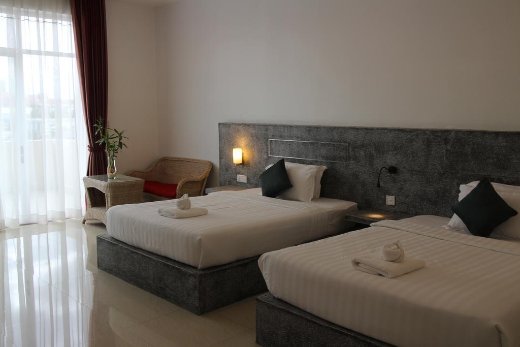 K9 Riverside Hotel Phnom Penh Eksteriør billede