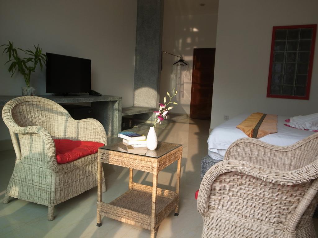 K9 Riverside Hotel Phnom Penh Eksteriør billede